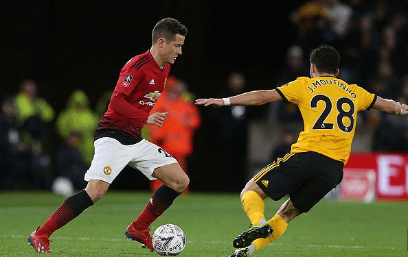 准的射门展 准的射门展